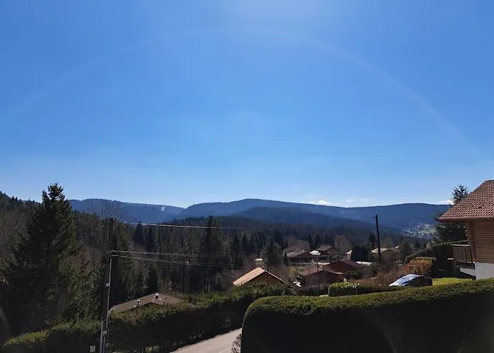 Prázdninový dům - *